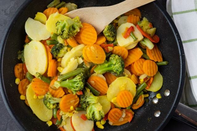 Cuisiner les restes sans gaspiller : combien de temps les garder et quoi en faire le lendemain Cuisiner les restes sans gaspiller : combien de temps les garder et quoi en faire le lendemain
